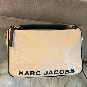 The SOFT BOX Marc Jacobs crossbody